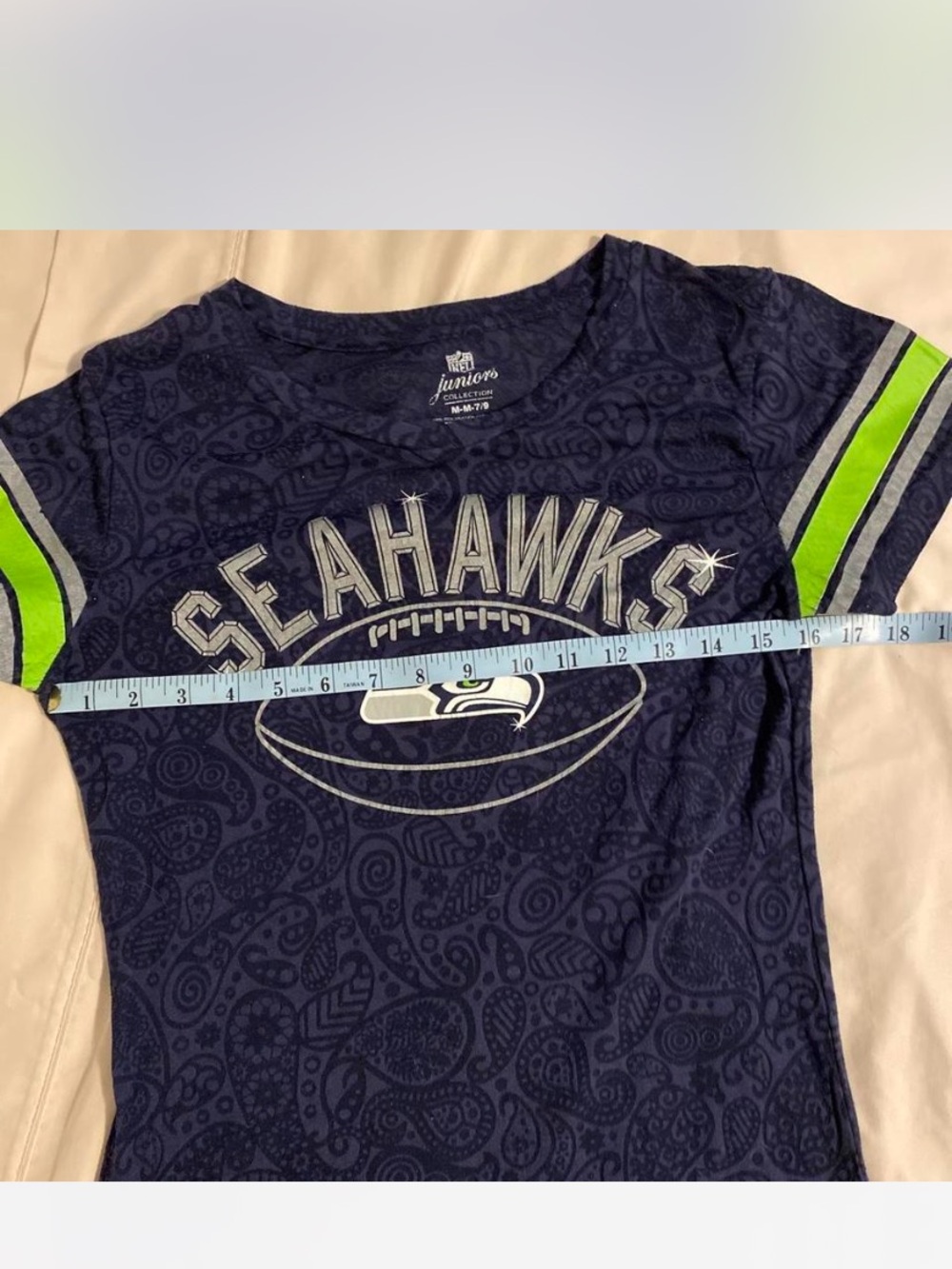 NFL Seattle Seahawks Navy Short Sleeve Tee with Neon Green Sleeve Stripes Sz S